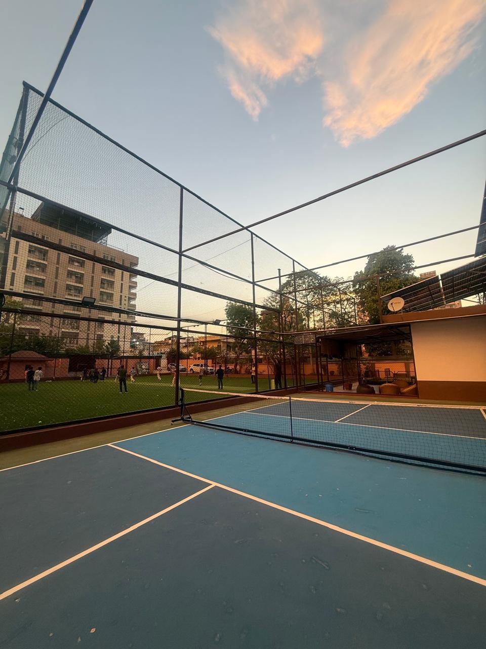 8teen10 pickleball dusk